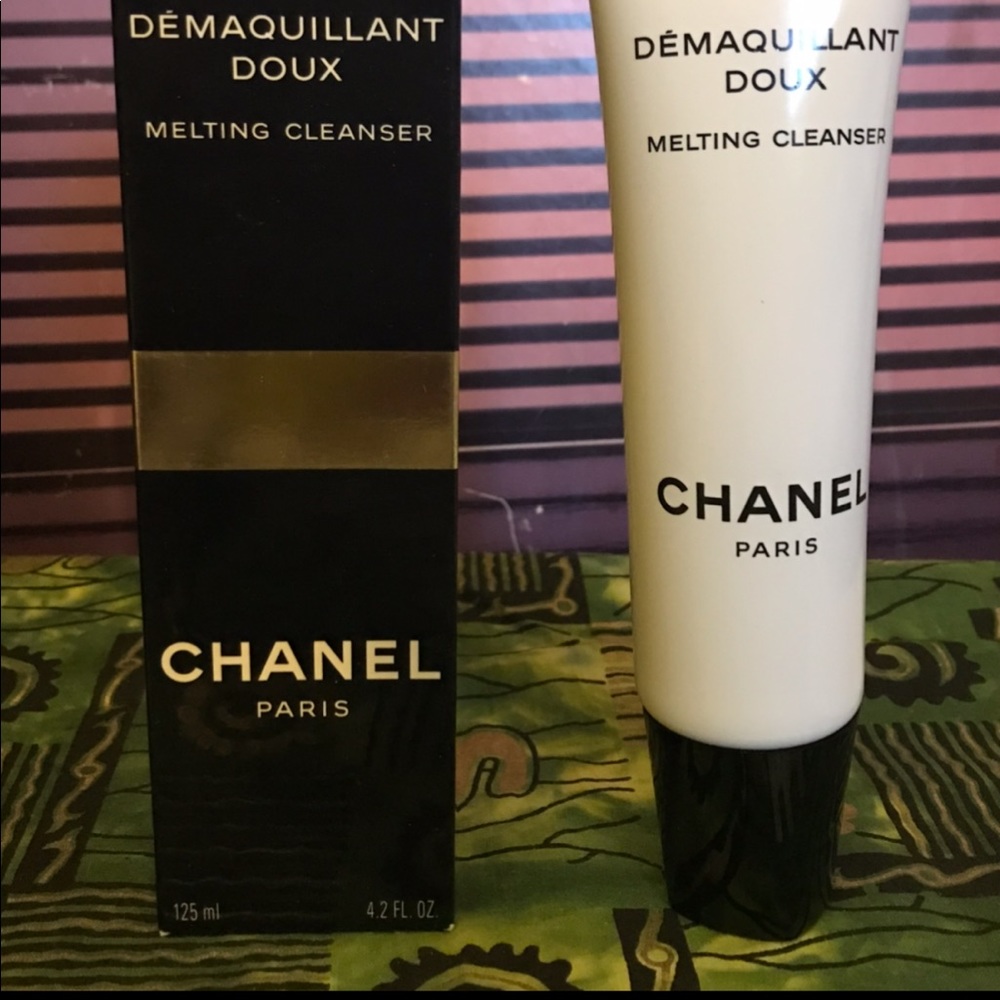 New Authentic Chanel Melting Cleanser
